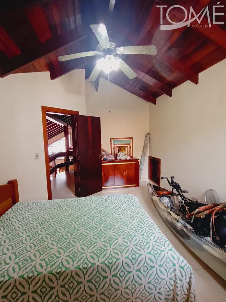 Casa de Condomínio em Bertioga, no bairro Maitinga