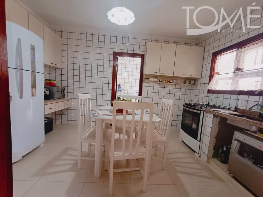 Casa de Condomínio em Bertioga, no bairro Maitinga