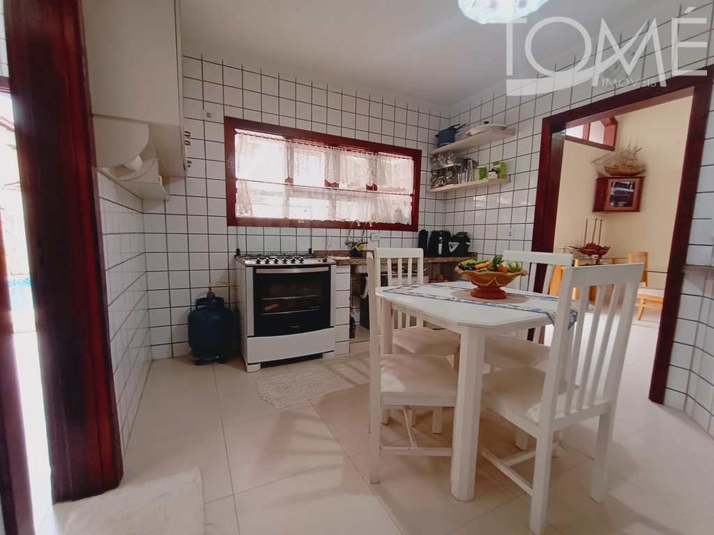 Casa de Condomínio em Bertioga, no bairro Maitinga