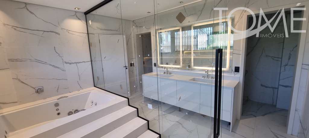 Casa em Bertioga, no bairro Riviera