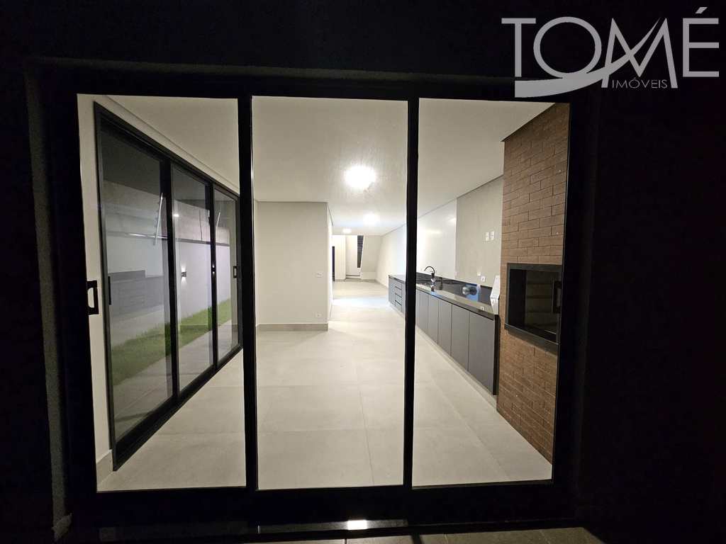 Casa em Bertioga, no bairro Centro