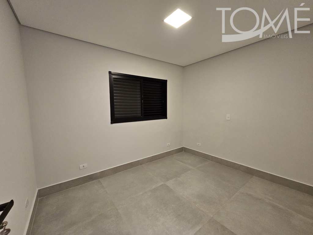Casa em Bertioga, no bairro Centro
