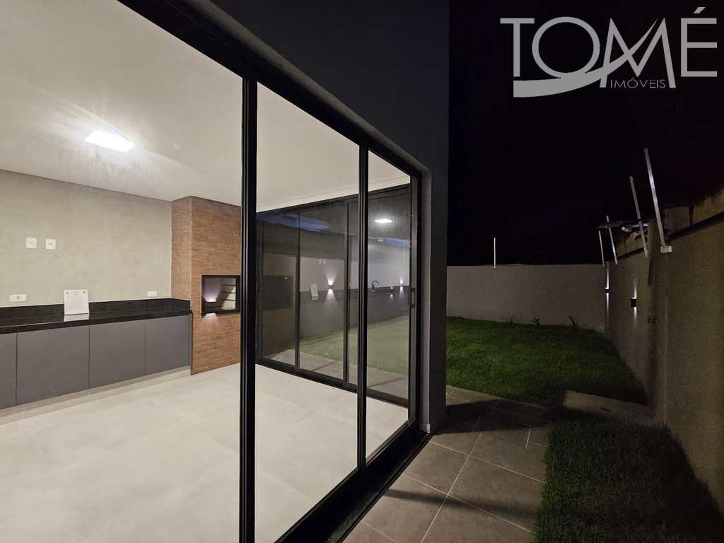 Casa em Bertioga, no bairro Centro