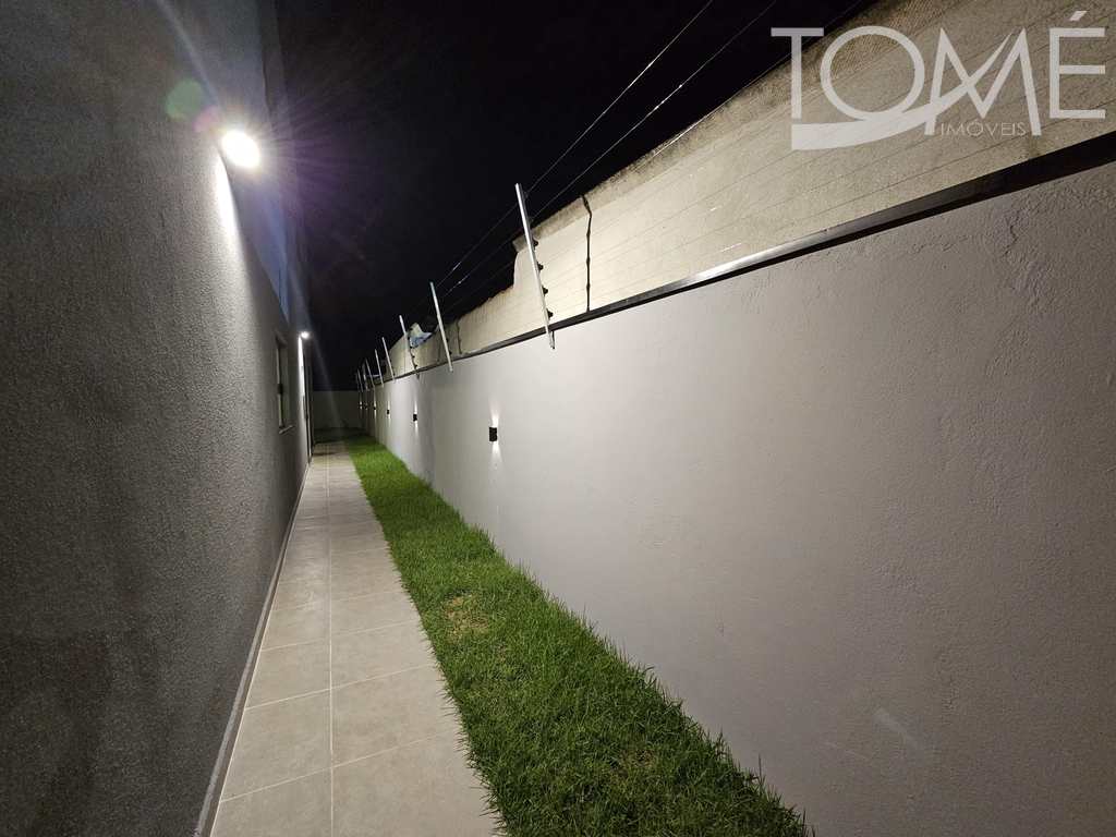 Casa em Bertioga, no bairro Centro