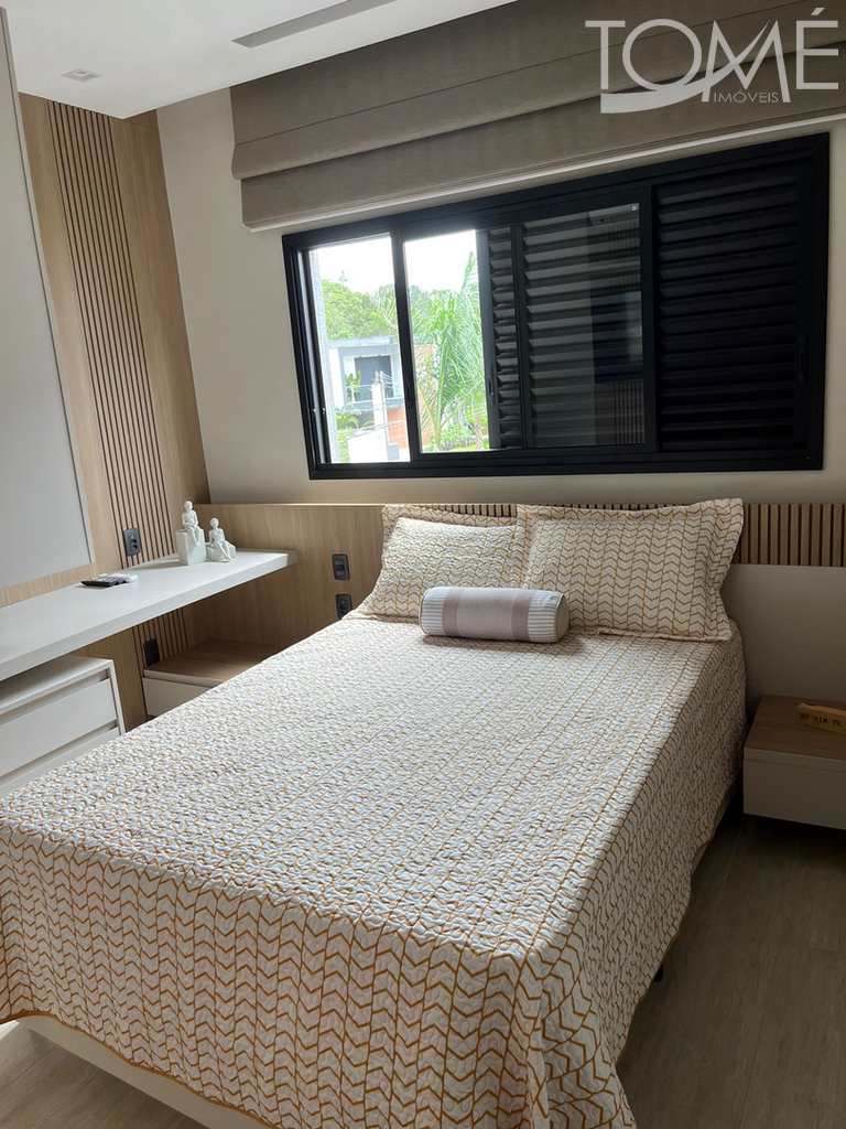 Casa em Bertioga, no bairro Riviera