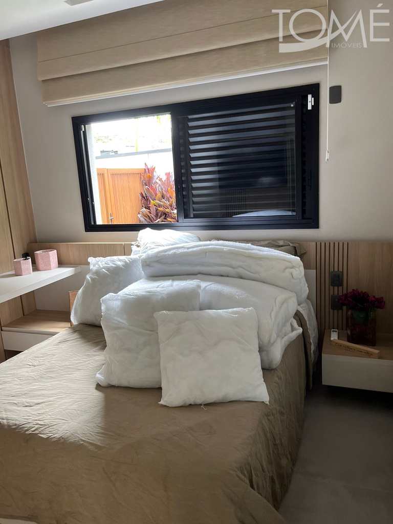 Casa em Bertioga, no bairro Riviera