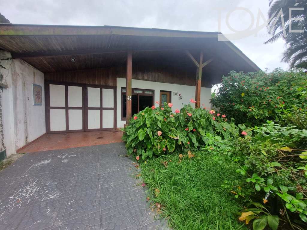 Casa em Bertioga, no bairro Centro