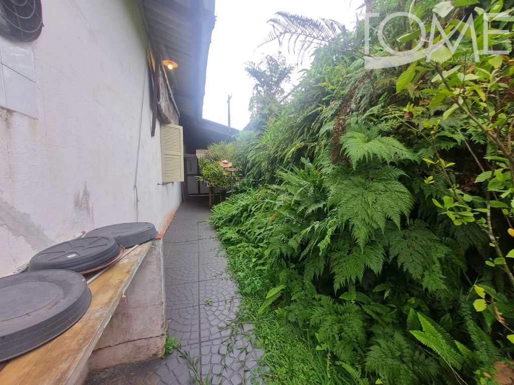 Casa em Bertioga, no bairro Centro