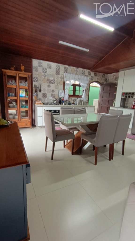 Casa em Bertioga, no bairro Indaiá