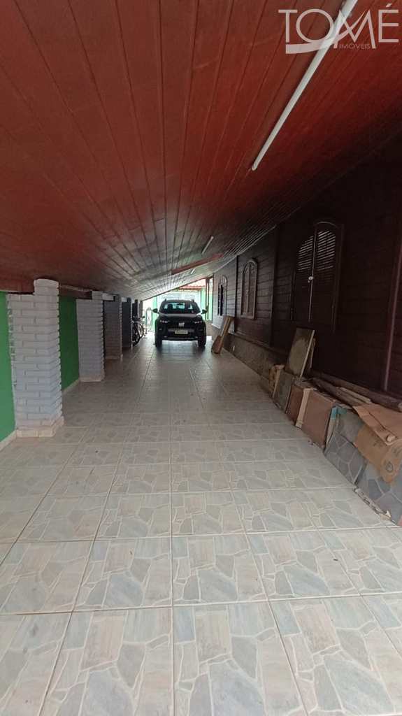 Casa em Bertioga, no bairro Indaiá
