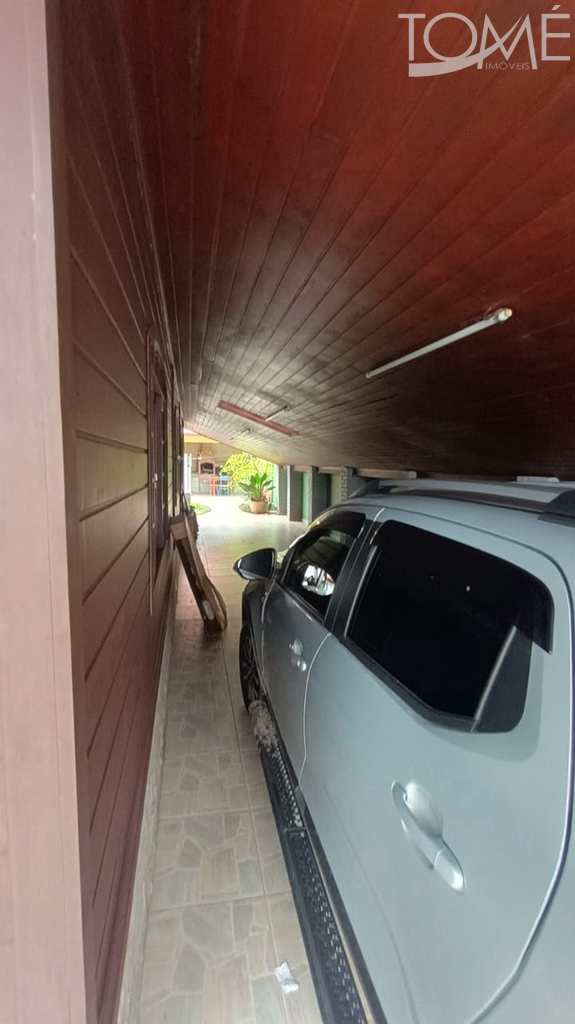 Casa em Bertioga, no bairro Indaiá