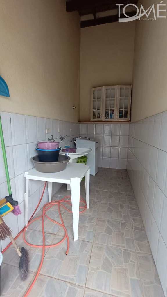Casa em Bertioga, no bairro Indaiá