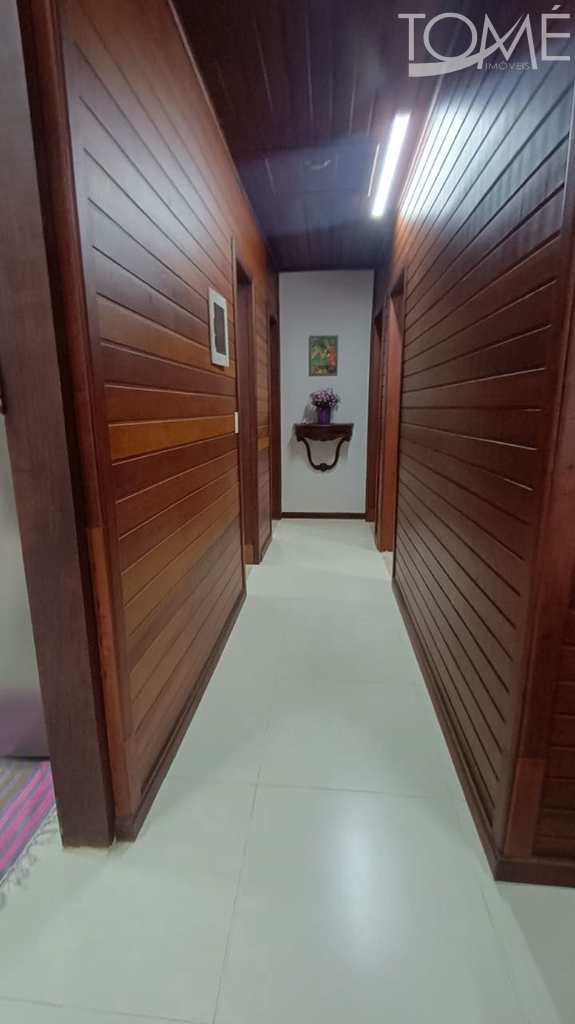 Casa em Bertioga, no bairro Indaiá