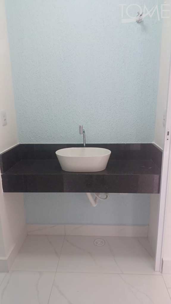 Casa em Bertioga, no bairro Maitinga