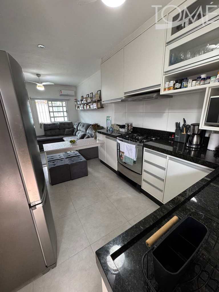 Casa em Bertioga, no bairro Centro