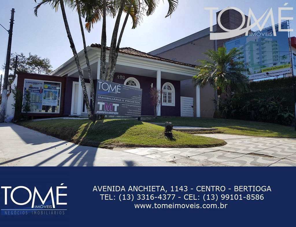 Casa em Bertioga, no bairro Centro