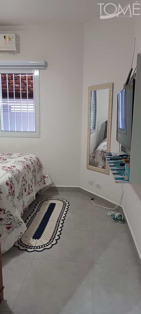 Casa em Bertioga, no bairro Centro