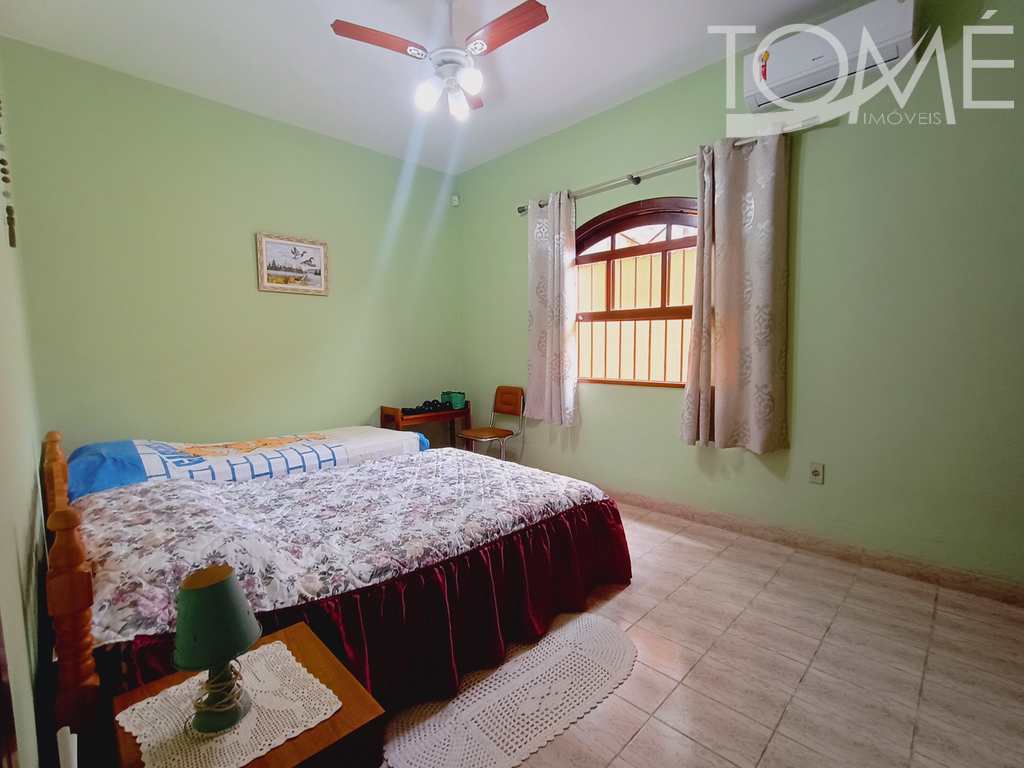 Casa em Bertioga, no bairro Vista Linda