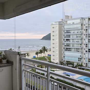 Apartamento em Bertioga, bairro Centro