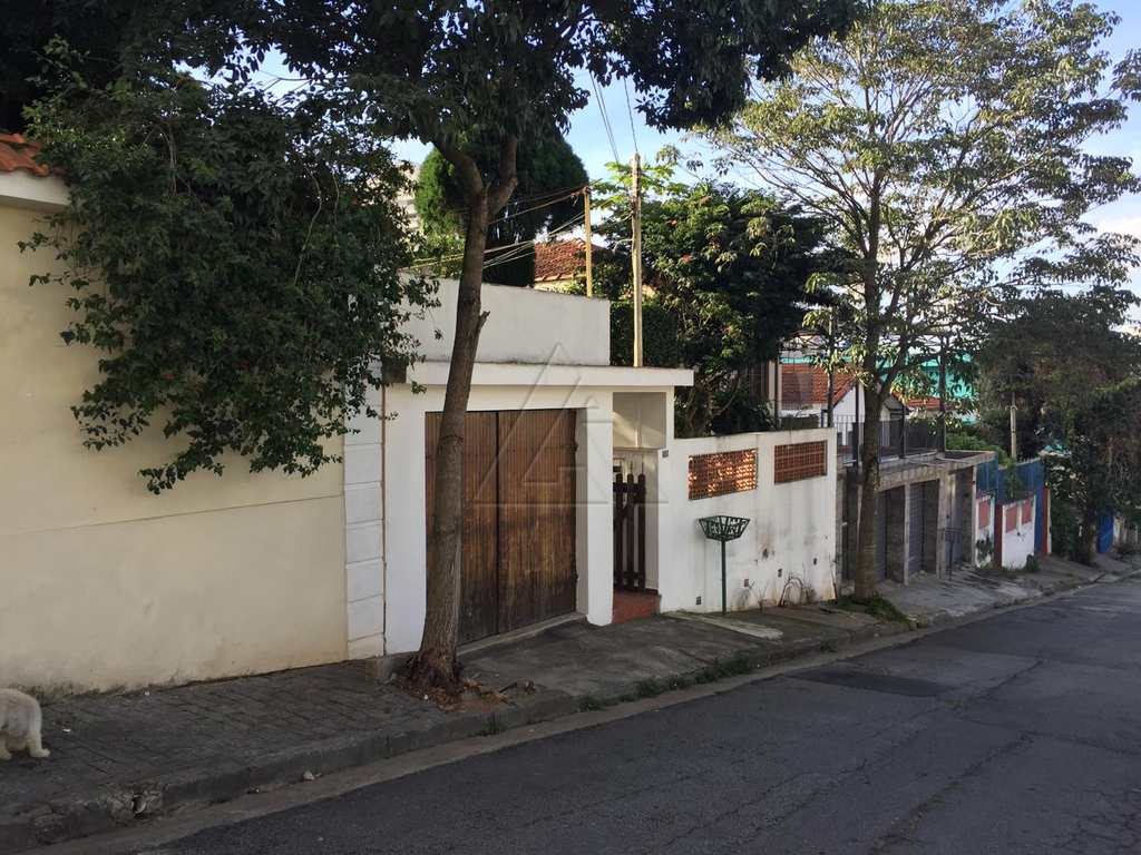 Casa em São Paulo, no bairro Jardim Monte Kemel