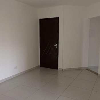 Apartamento em Taboão da Serra, bairro Parque Taboão
