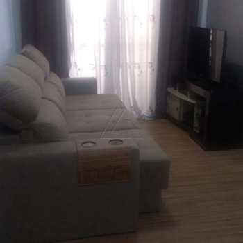 Apartamento em Taboão da Serra, bairro Chácara Agrindus