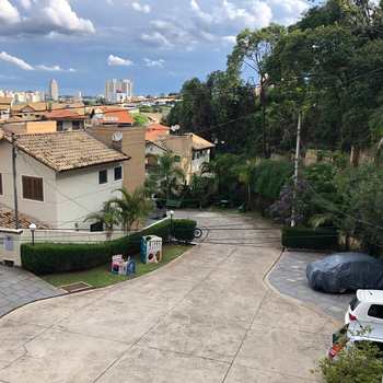Sobrado de Condomínio em Taboão da Serra, bairro Parque Assunção