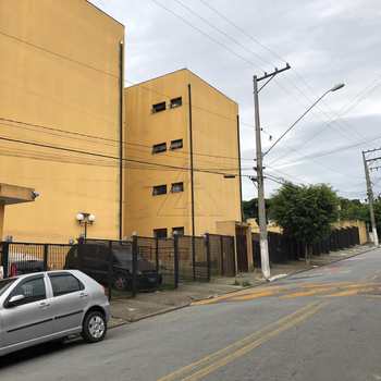 Apartamento em Taboão da Serra, bairro Parque Albina