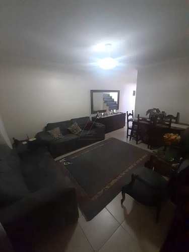 Sobrado, código 3644 em Taboão da Serra, bairro Jardim Ouro Preto
