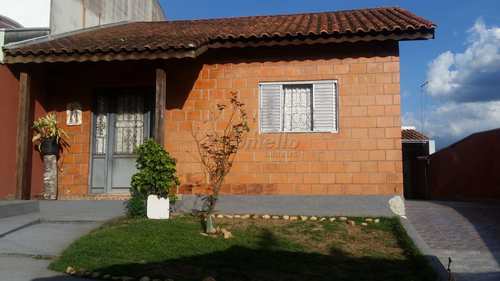 Casa, código 605 em Mogi das Cruzes, bairro Vila São Paulo