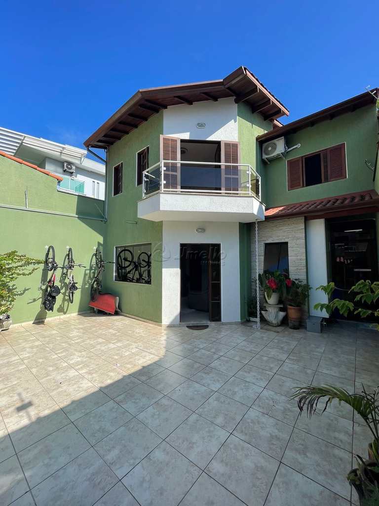 Sobrado em Mogi das Cruzes, no bairro Parque Santana