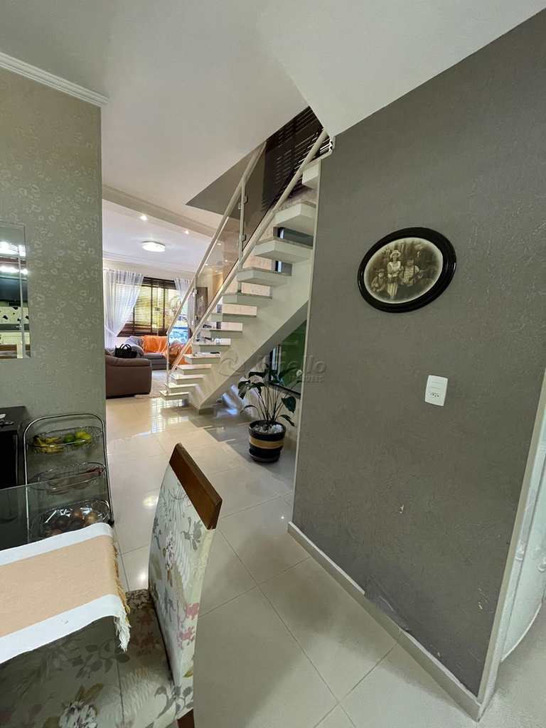 Sobrado em Mogi das Cruzes, no bairro Parque Santana