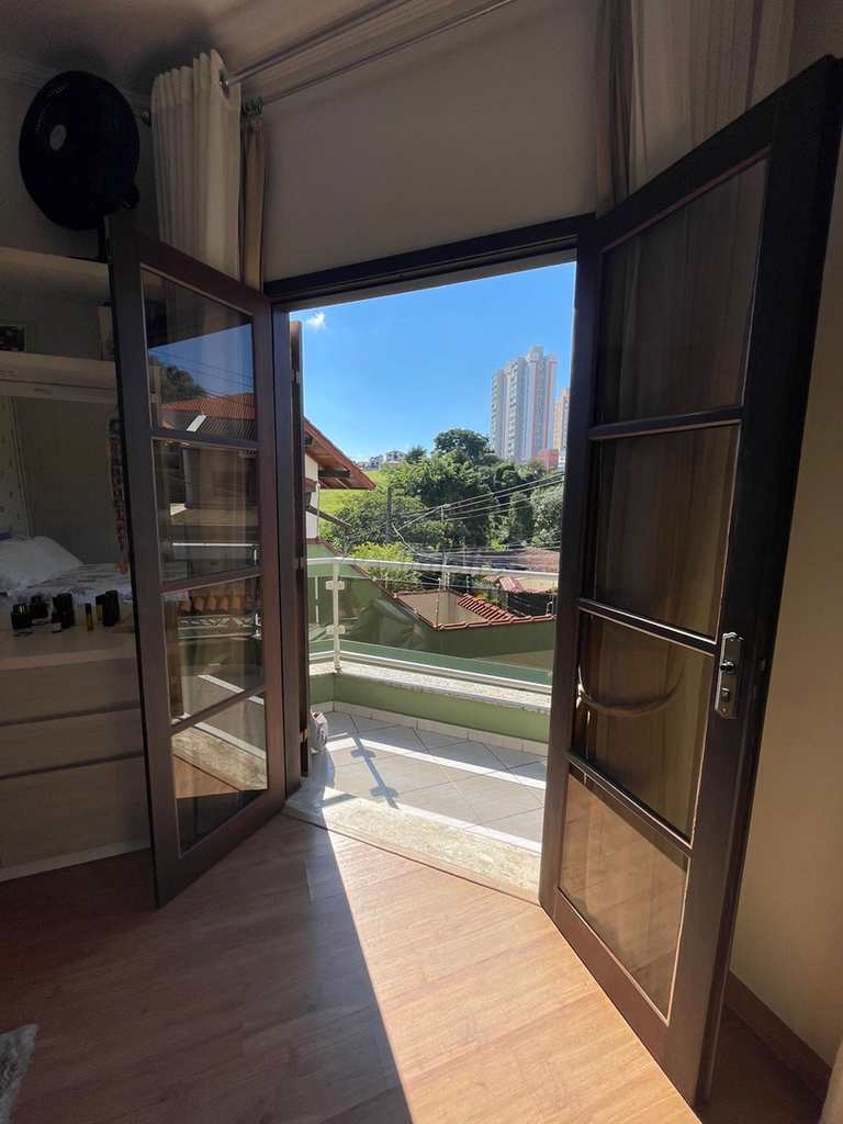 Sobrado em Mogi das Cruzes, no bairro Parque Santana