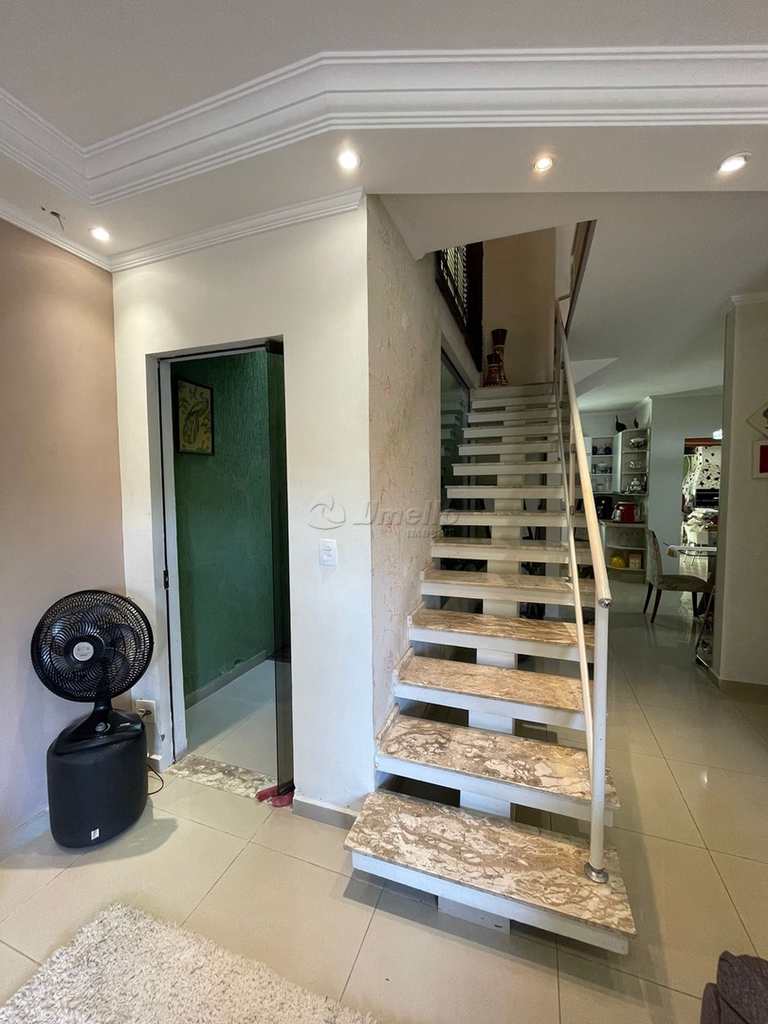 Sobrado em Mogi das Cruzes, no bairro Parque Santana