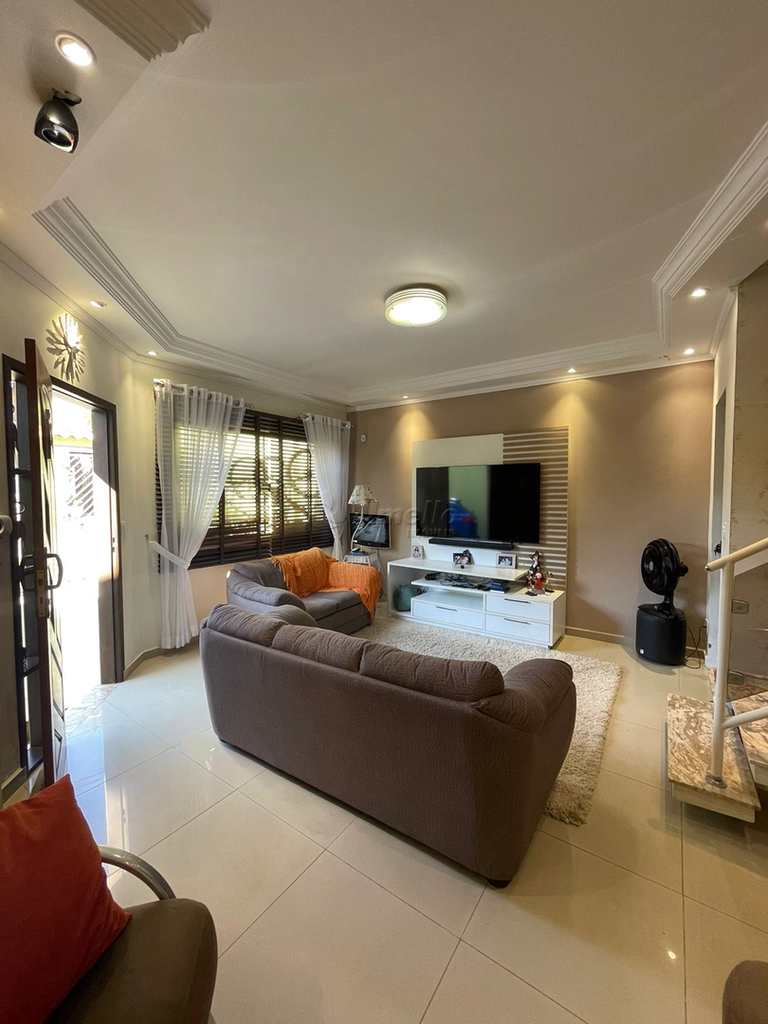 Sobrado em Mogi das Cruzes, no bairro Parque Santana