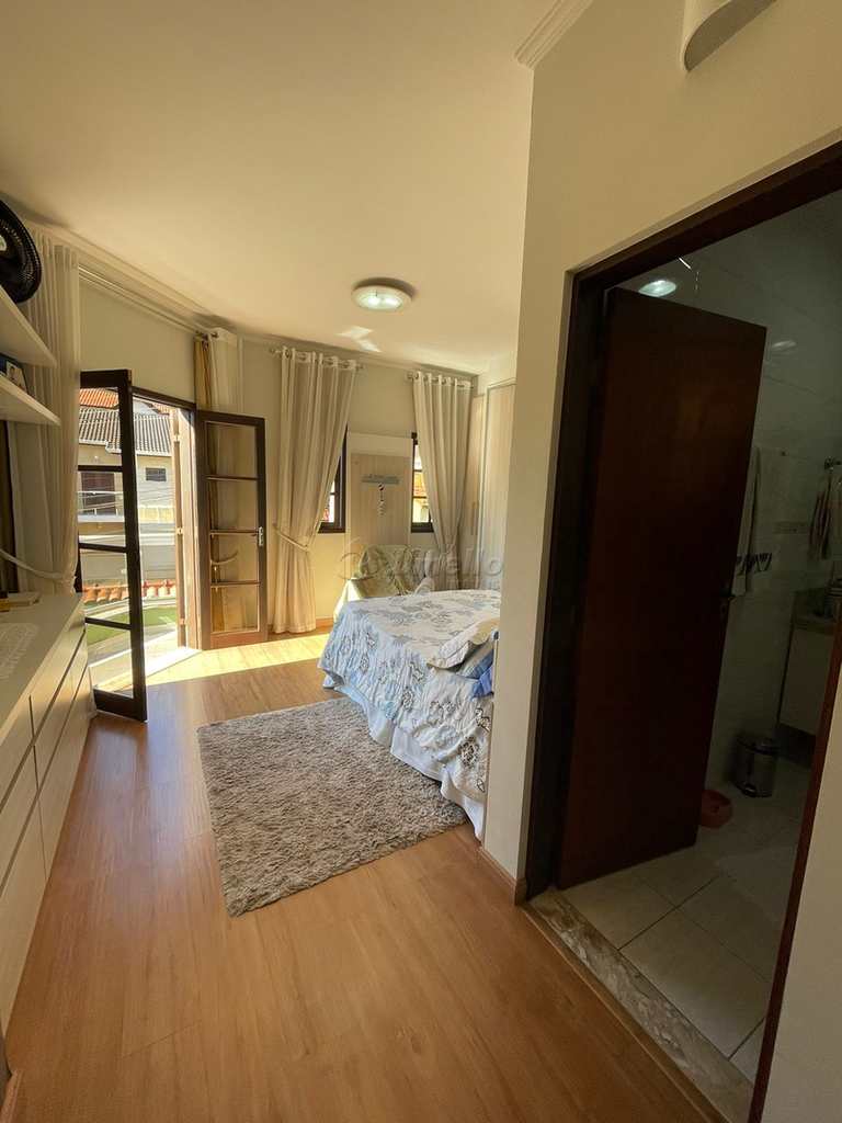 Sobrado em Mogi das Cruzes, no bairro Parque Santana