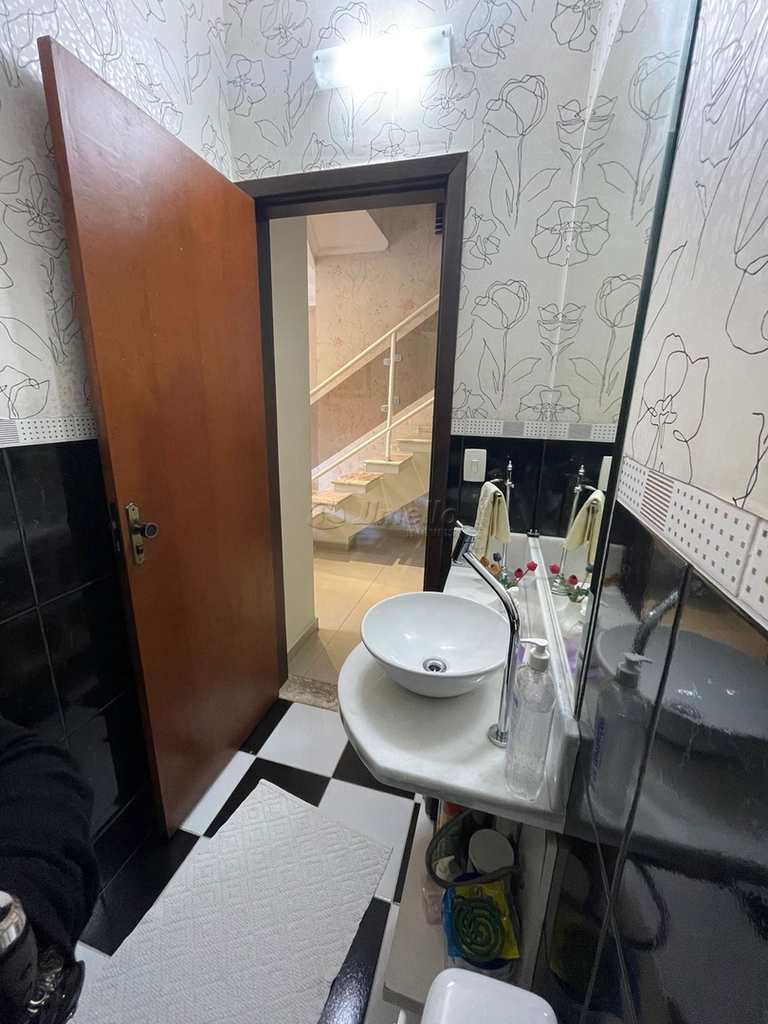 Sobrado em Mogi das Cruzes, no bairro Parque Santana