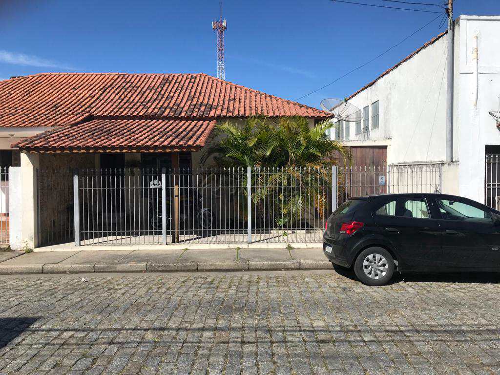 Casa em Mogi das Cruzes, no bairro Vila Industrial