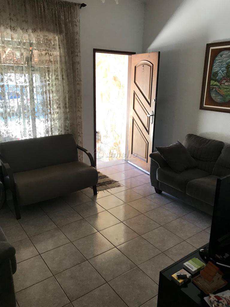Casa em Mogi das Cruzes, no bairro Vila Industrial