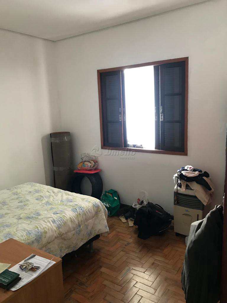 Casa em Mogi das Cruzes, no bairro Vila Industrial