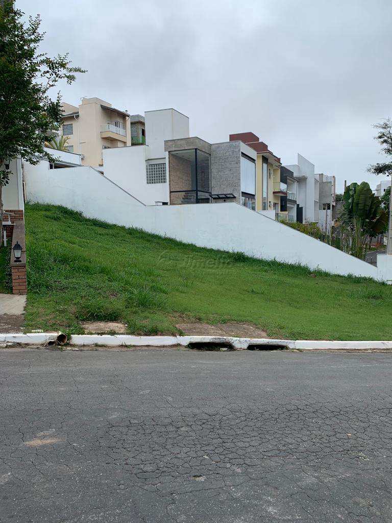 Terreno de Condomínio em Mogi das Cruzes, no bairro Mogi Moderno