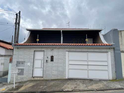 Casa, código 846 em Mogi das Cruzes, bairro Mogi Moderno
