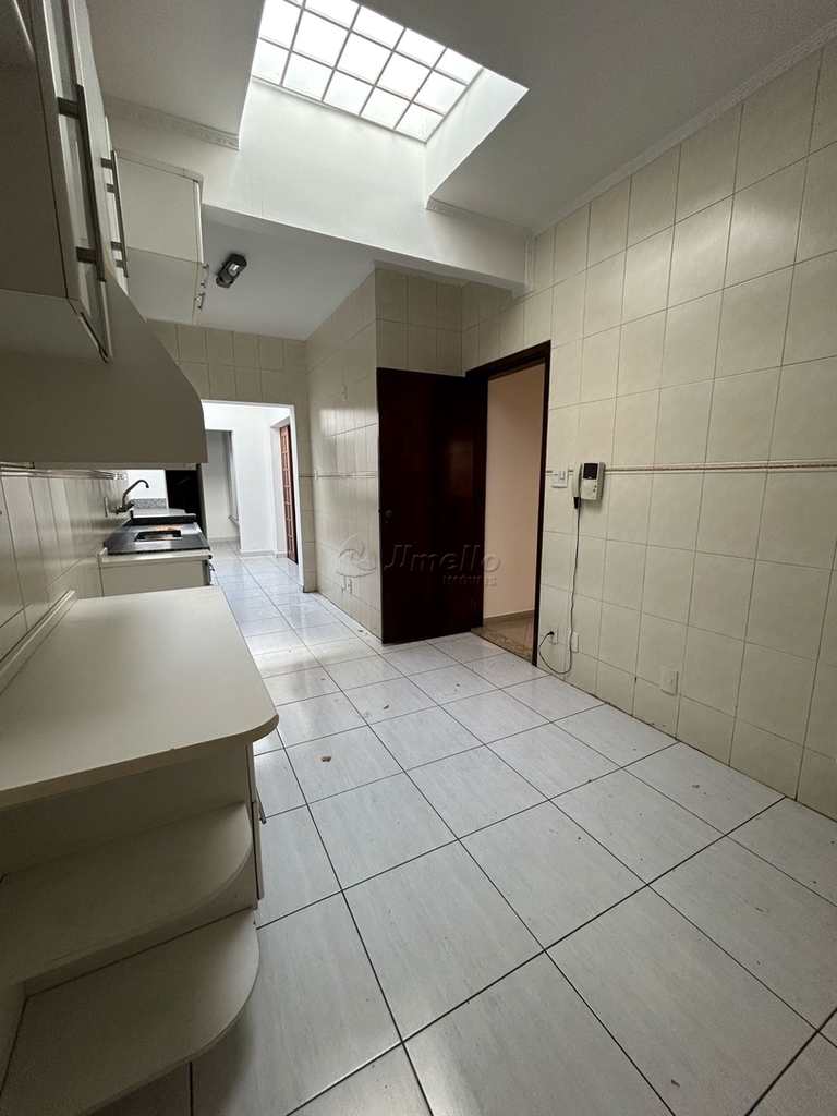 Casa Comercial em Mogi das Cruzes, no bairro Centro