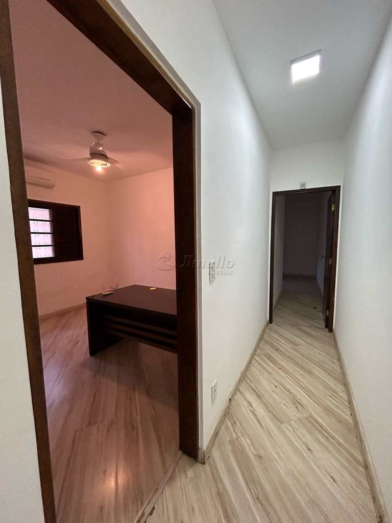 Casa Comercial em Mogi das Cruzes, no bairro Centro
