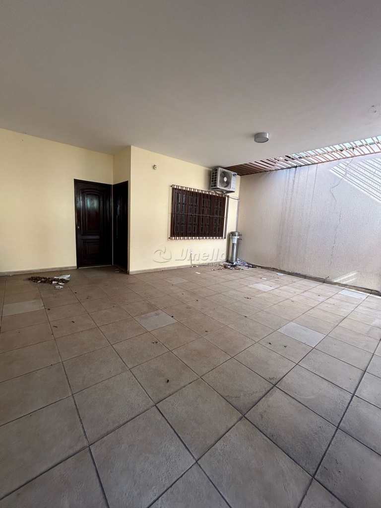 Casa Comercial em Mogi das Cruzes, no bairro Centro