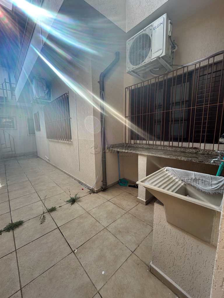 Casa Comercial em Mogi das Cruzes, no bairro Centro