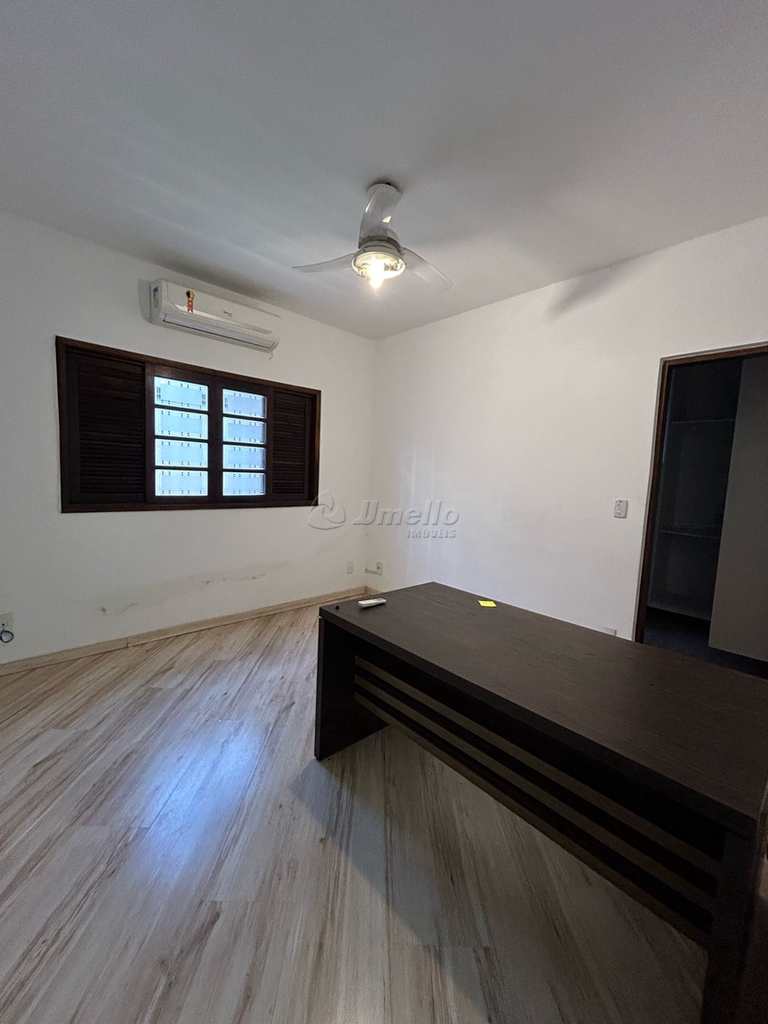 Casa Comercial em Mogi das Cruzes, no bairro Centro