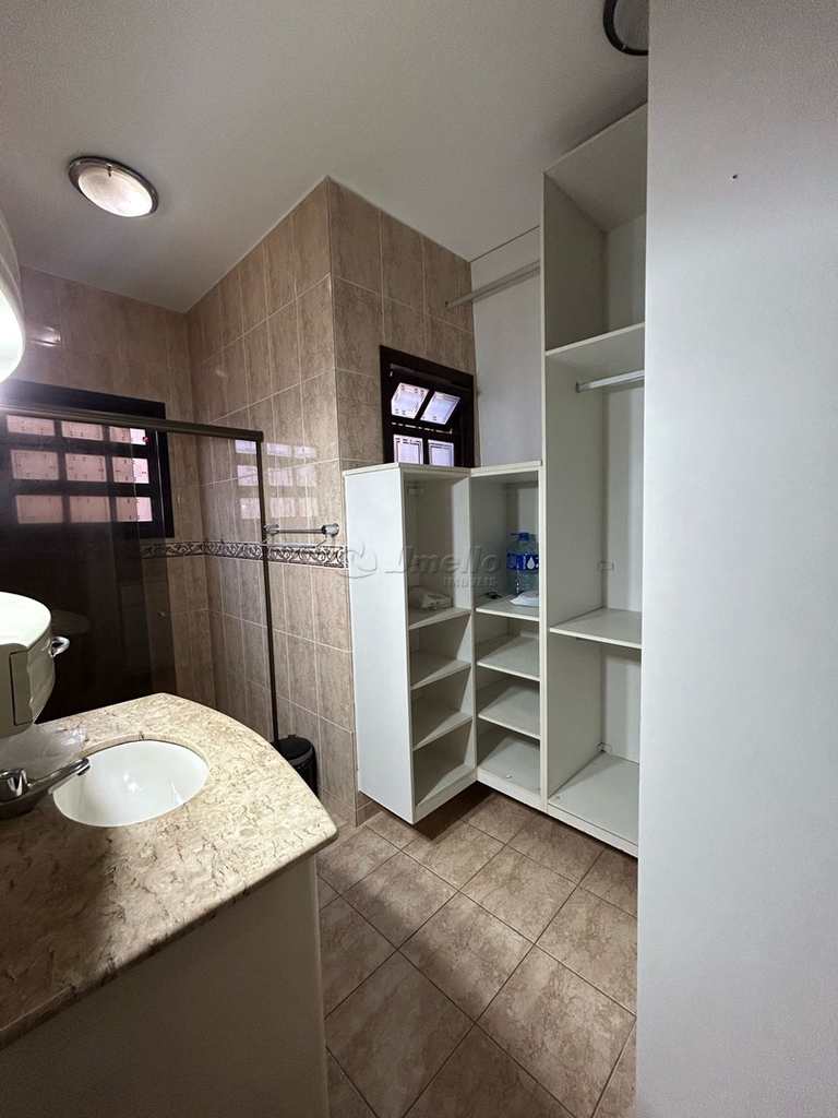 Casa Comercial em Mogi das Cruzes, no bairro Centro