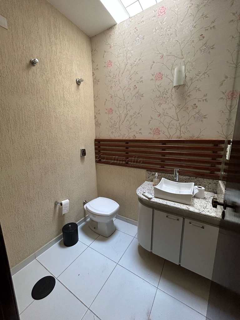 Casa Comercial em Mogi das Cruzes, no bairro Centro