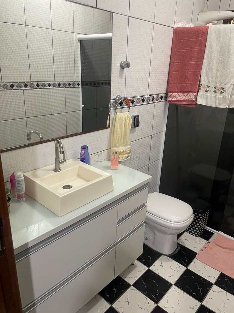 Casa em Mogi das Cruzes, no bairro Vila Paulista